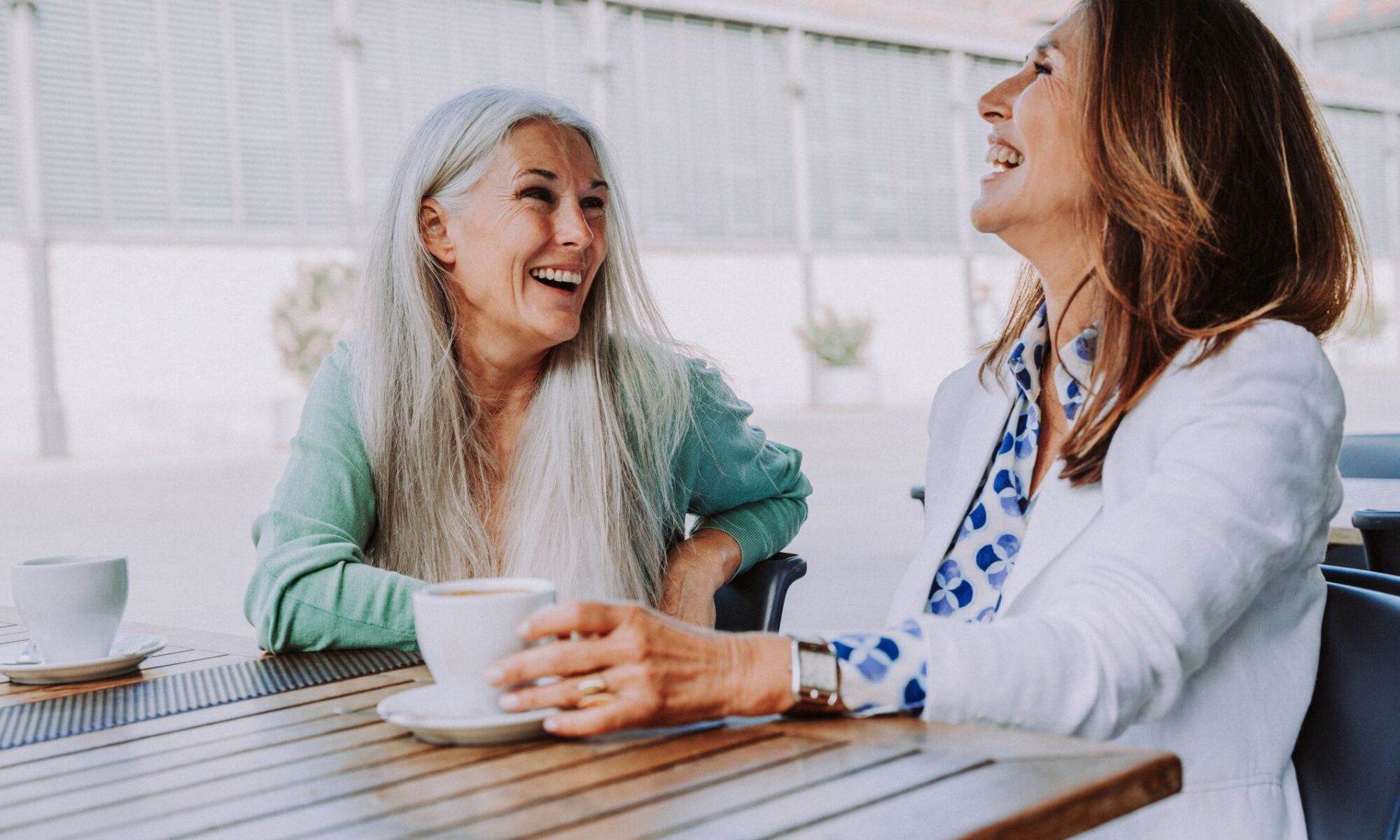 Tolle Frauen über 50 finden – Tipps wie Sie eine Frau über 50 daten